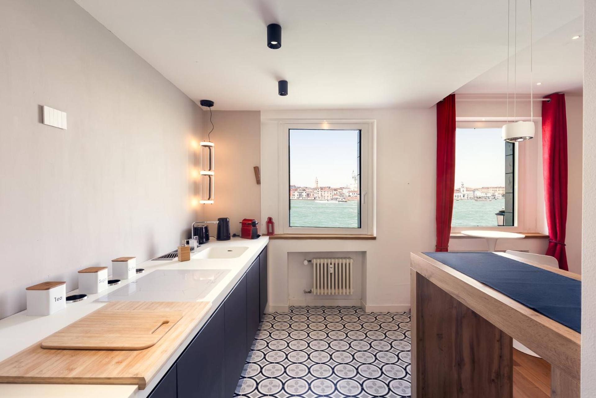 Apartamento 3 Windows On St - Waterfront Venecia