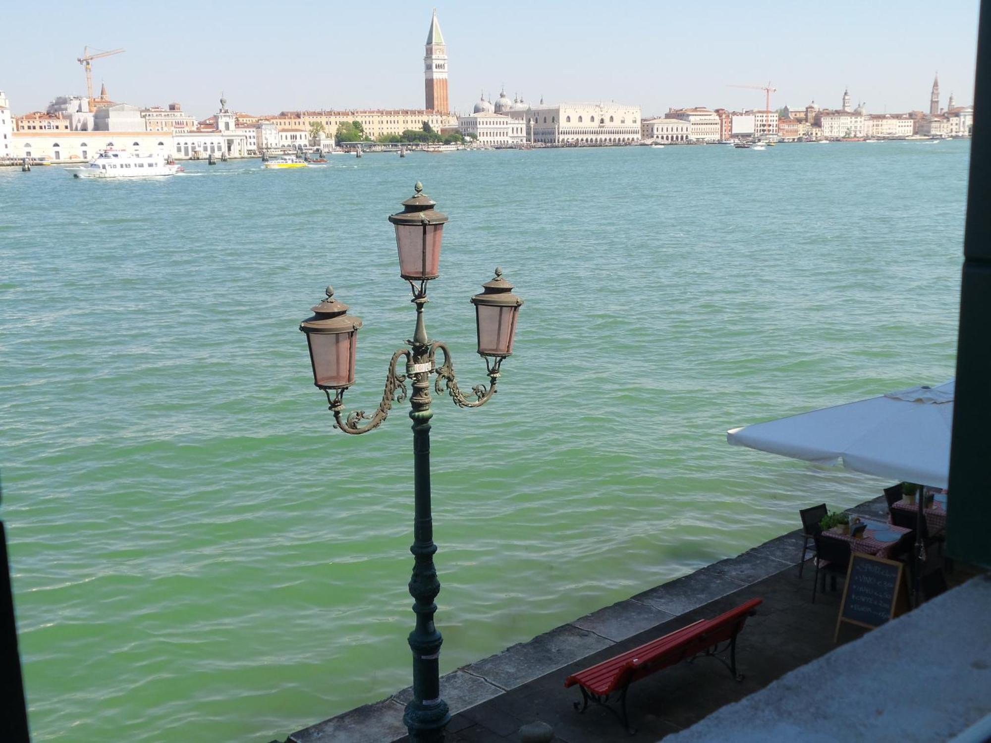 3 Windows On St - Waterfront Appartement Venise